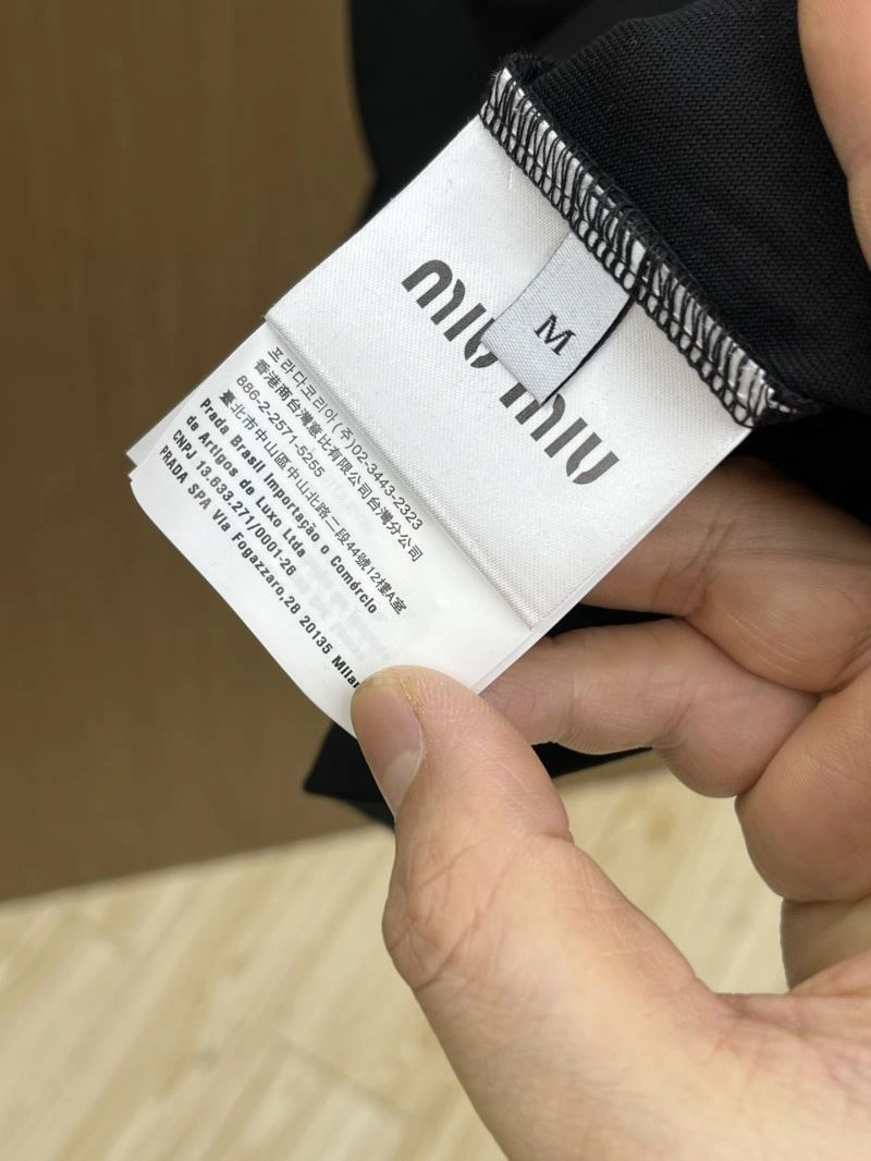 Miu Miu T-Shirts Breathable 159070