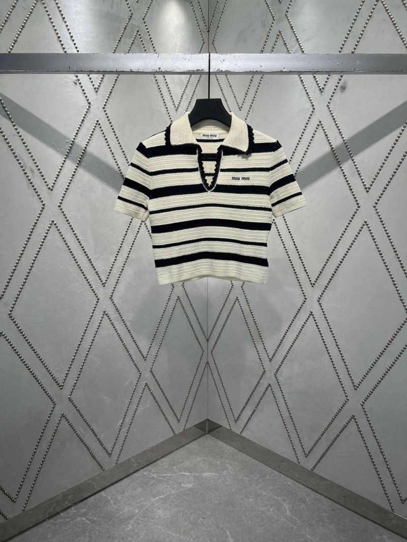 Miu Miu T-Shirts Breathable 159103