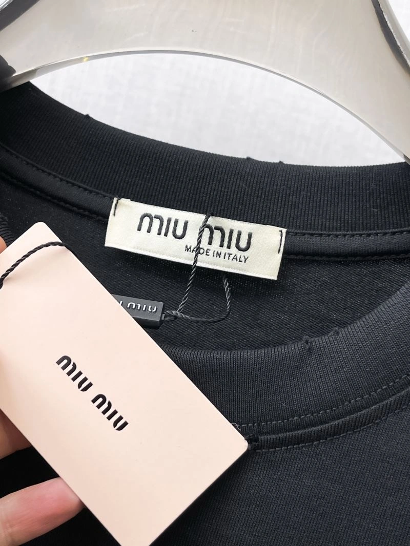 Miu Miu T-Shirts Lightweight 158200