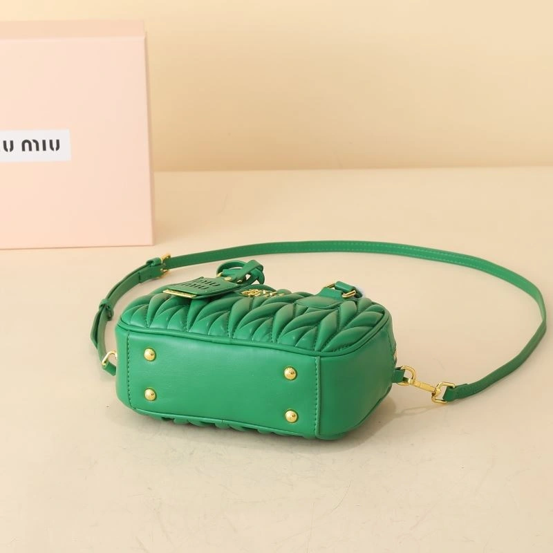 SmoothTexture Miu Miu Top Handle Bags 87306