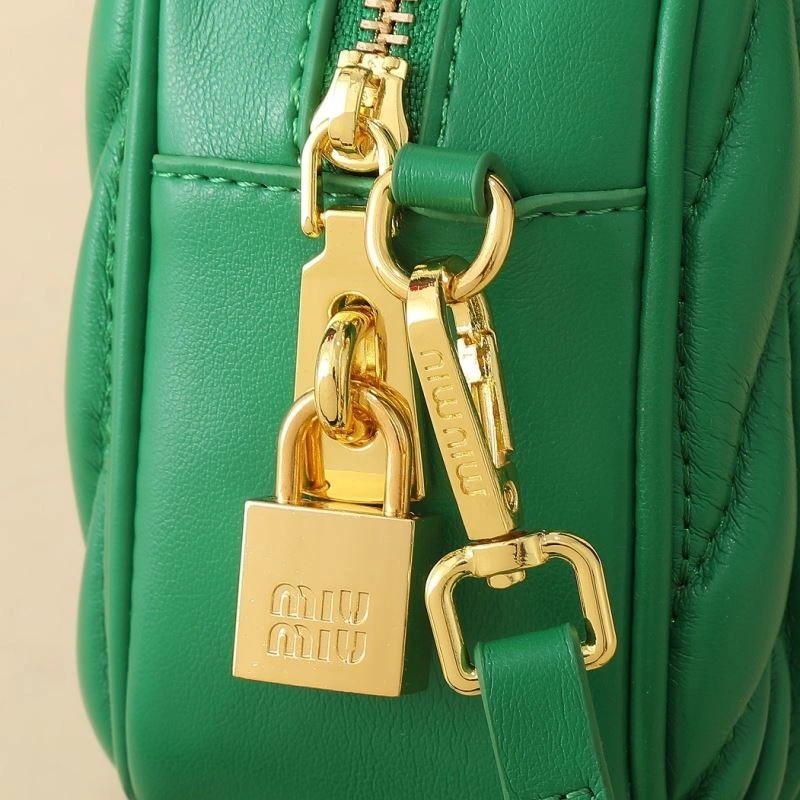 SmoothTexture Miu Miu Top Handle Bags 87306