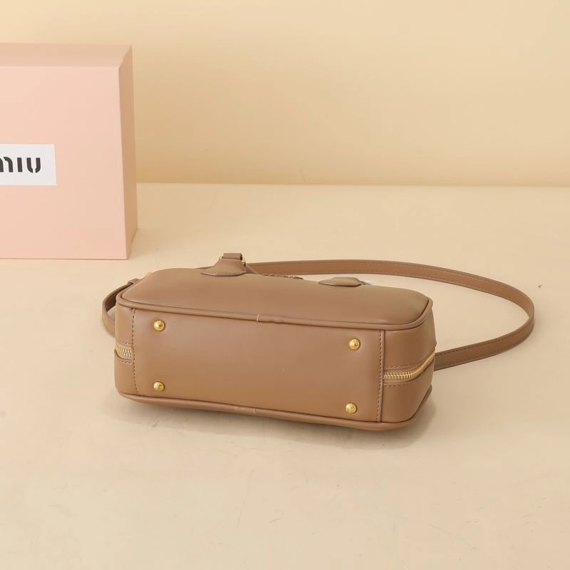 SmoothTexture Miu Miu Top Handle Bags 87290