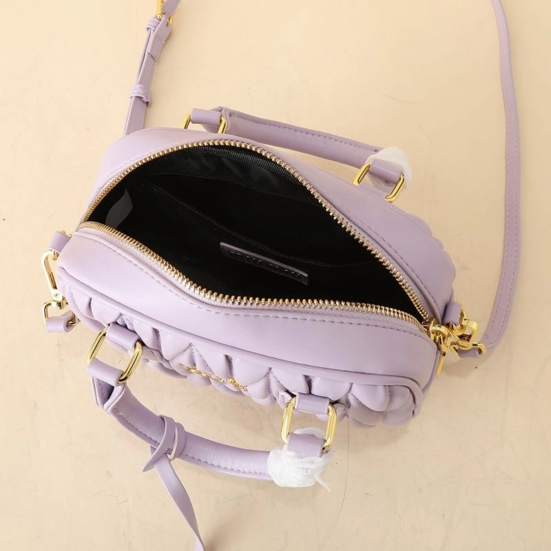 Miu Miu Top Handle Bags WellDesigned 87282