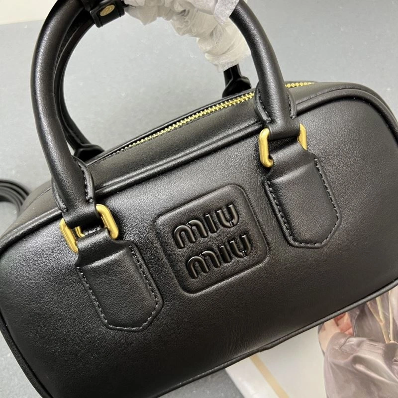 ZeroBulk Miu Miu Top Handle Bags 83215