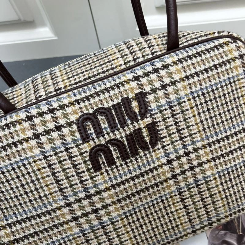 Resilient Miu Miu Top Handle Bags 83245