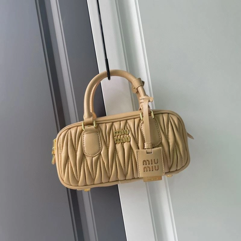 Miu Miu Top Handle Bags Attractive 83172