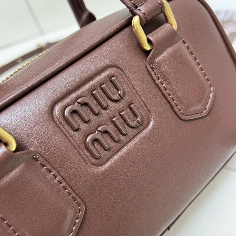 ZipUp Miu Miu Top Handle Bags 83170