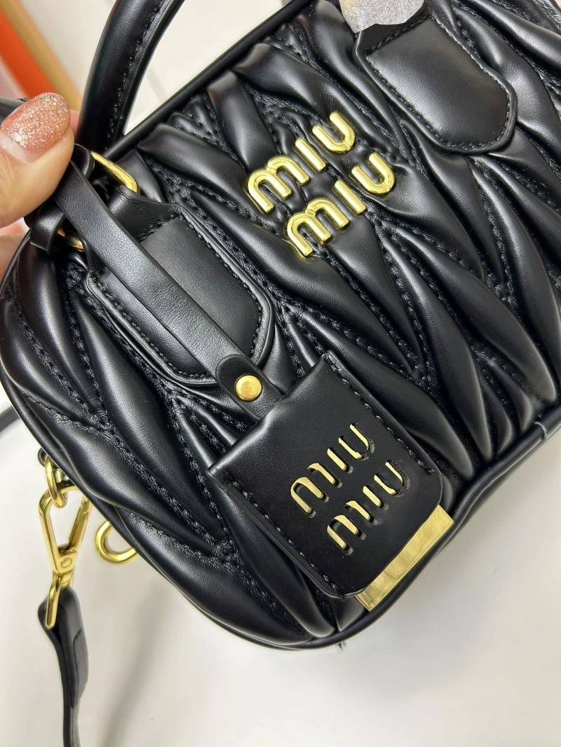 Miu Miu Top Handle Bags QuickDry 83153