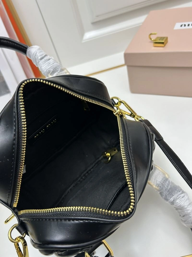 Miu Miu Top Handle Bags QuickDry 83153