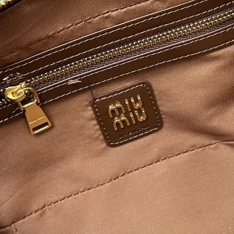 ZeroBulk Miu Miu Top Handle Bags 83151