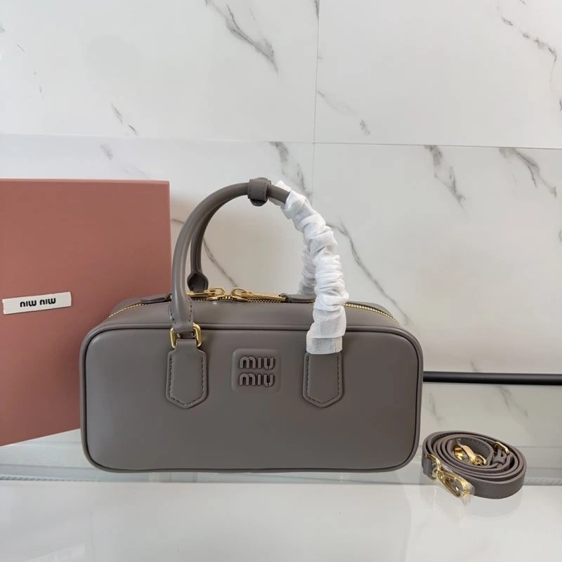 Miu Miu Top Handle Bags Neat 58195