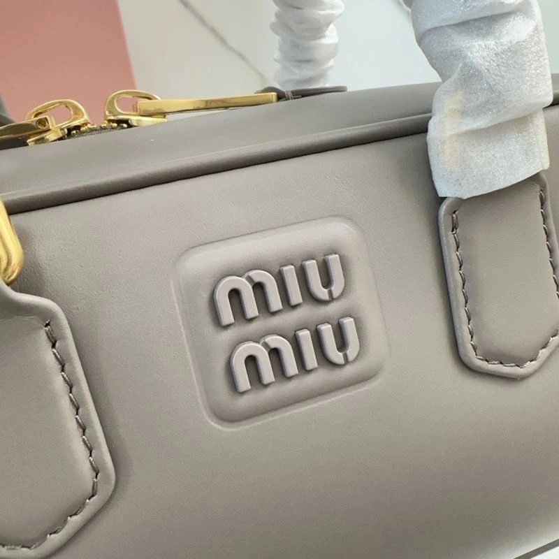 Miu Miu Top Handle Bags Neat 58195
