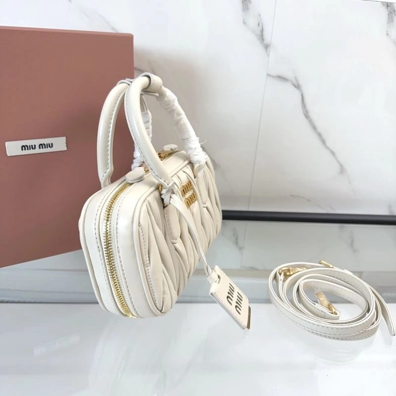 Miu Miu Top Handle Bags Comfortable 58191