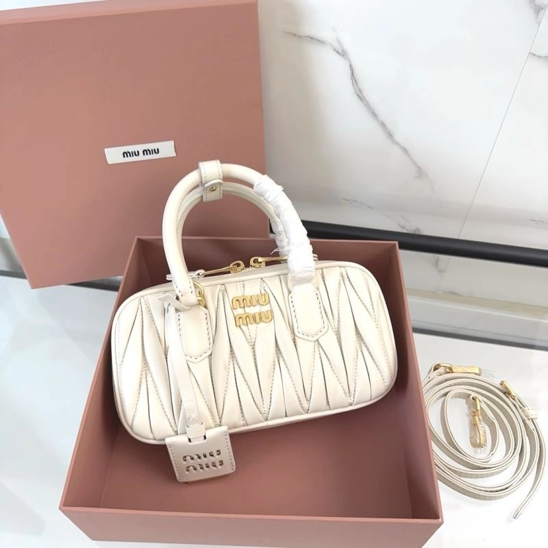 Miu Miu Top Handle Bags Comfortable 58191