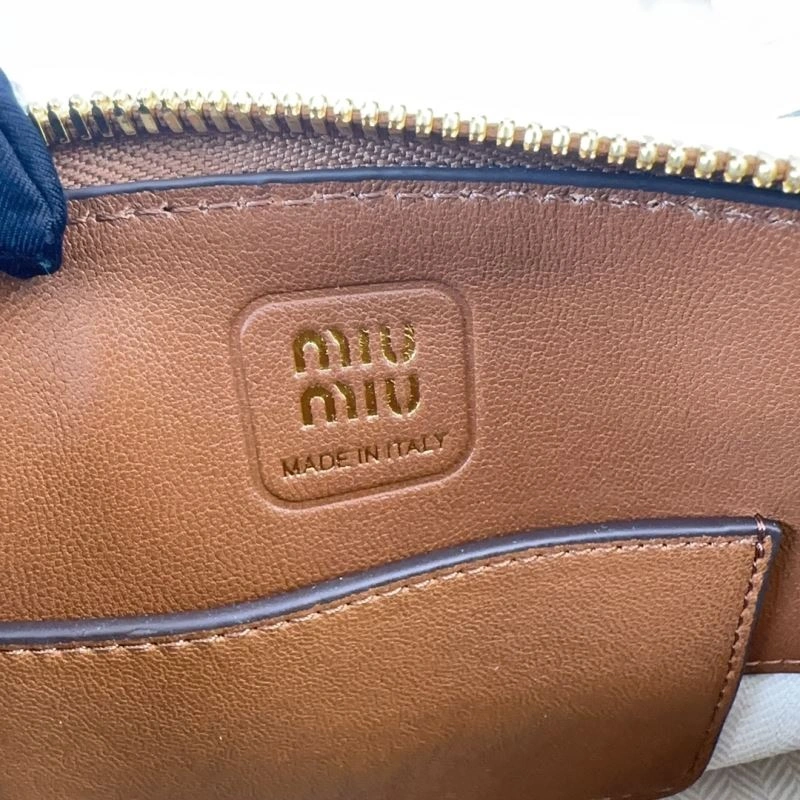 Miu Miu Top Handle Bags FlexibleFit 58187