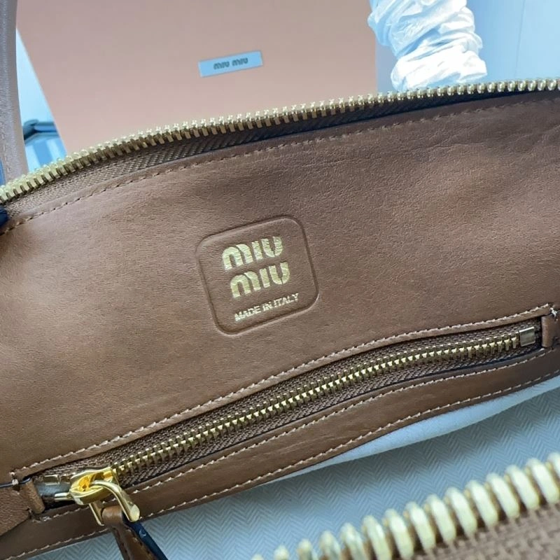 Miu Miu Top Handle Bags QuickDry 58160
