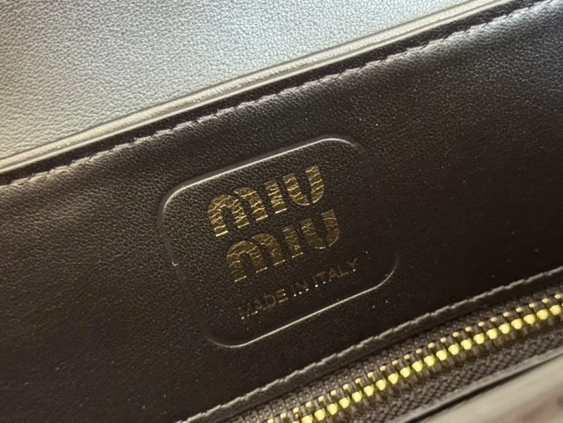 Miu Miu Top Handle Bags MultiPurpose 49071