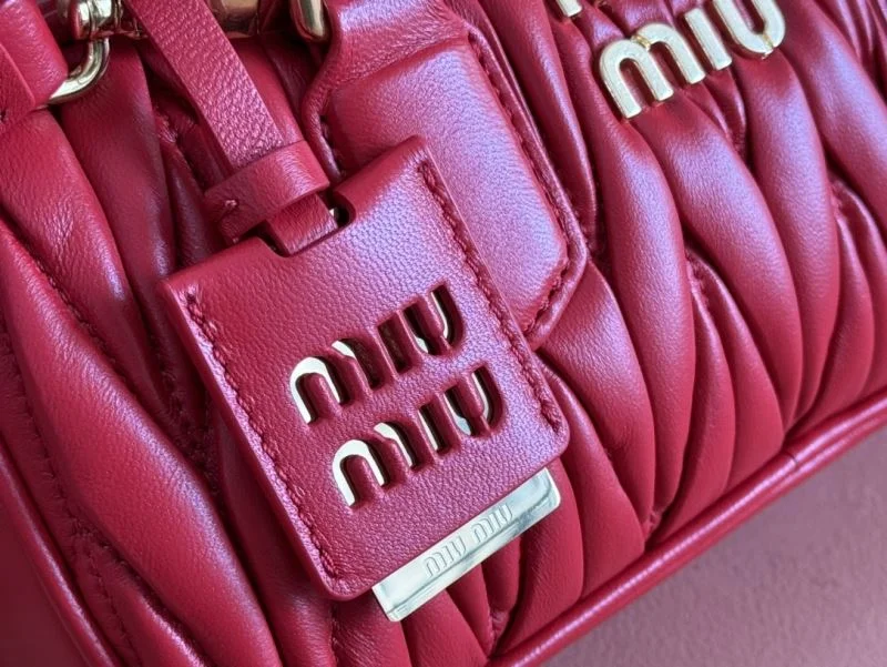 Miu Miu Top Handle Bags Durable 49064