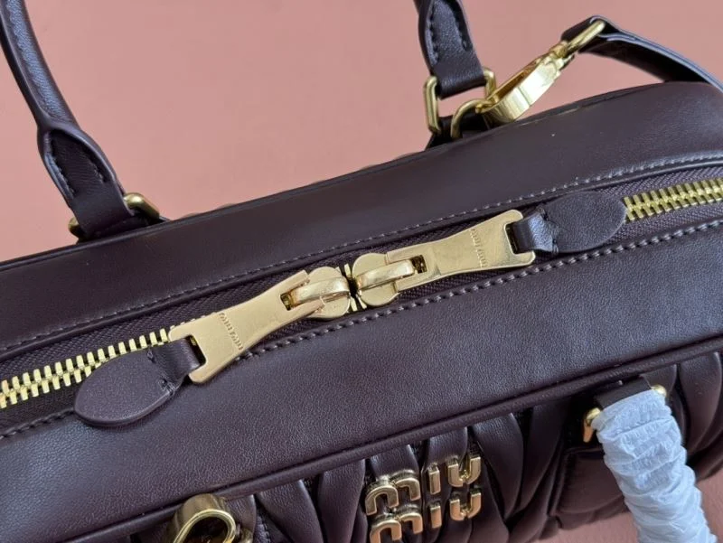 Cozy Miu Miu Top Handle Bags 49102