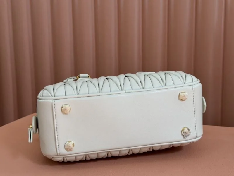 Compact Miu Miu Top Handle Bags 49068