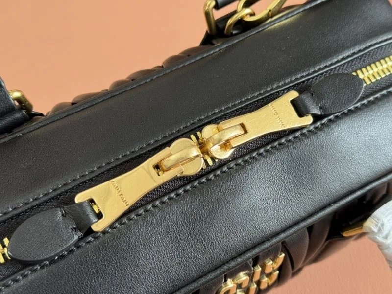 Lightweight Miu Miu Top Handle Bags 49059