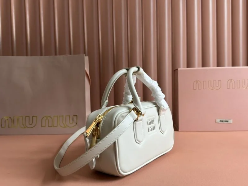 Miu Miu Top Handle Bags DailyWear 49058