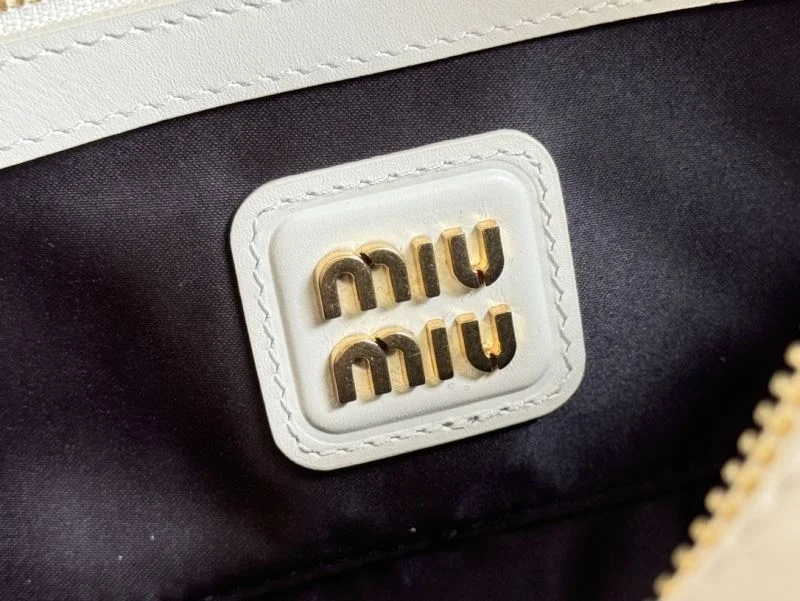 Miu Miu Top Handle Bags DailyWear 49058