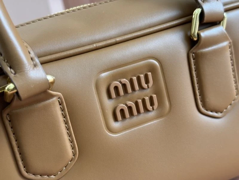 Miu Miu Top Handle Bags Bold 49054
