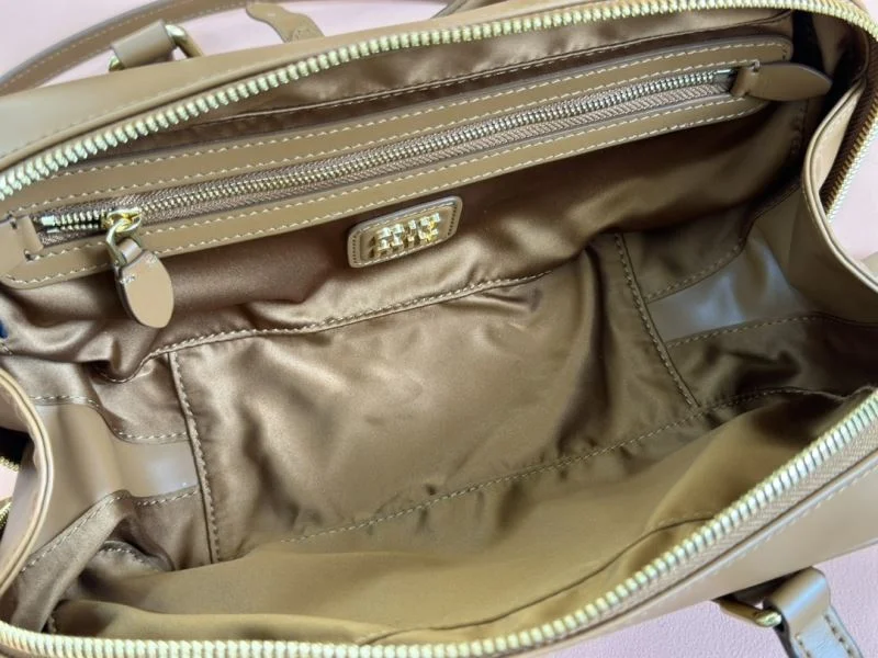 Miu Miu Top Handle Bags Bold 49054