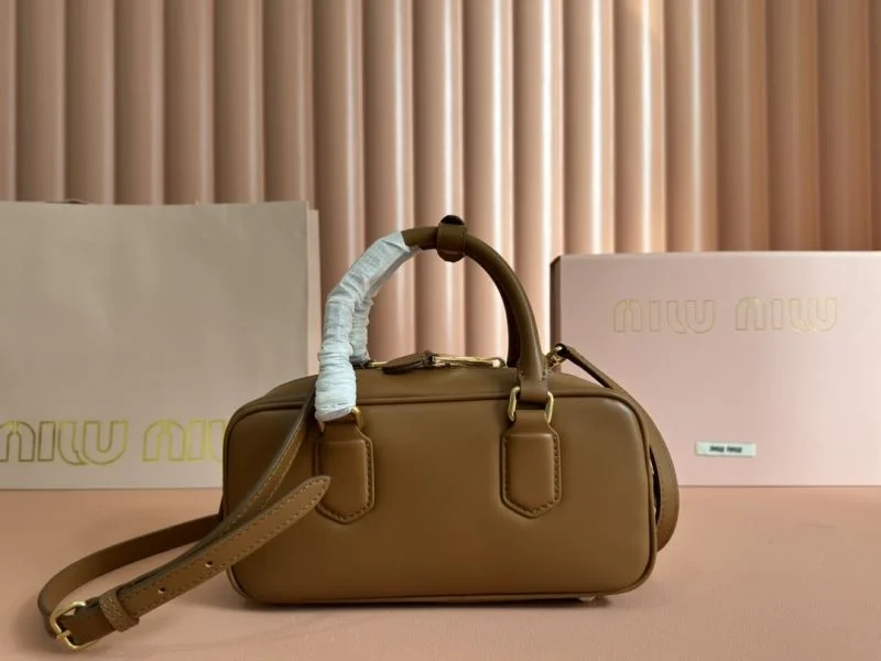 Miu Miu Top Handle Bags Premium 49055