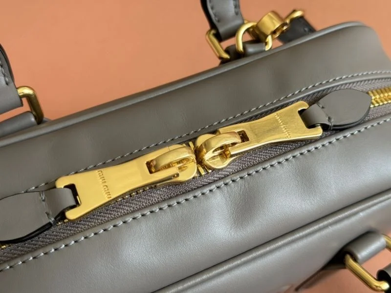 Miu Miu Top Handle Bags Fashionable 49097