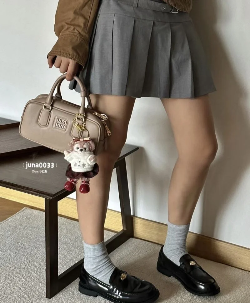 Miu Miu Top Handle Bags Fashionable 49097
