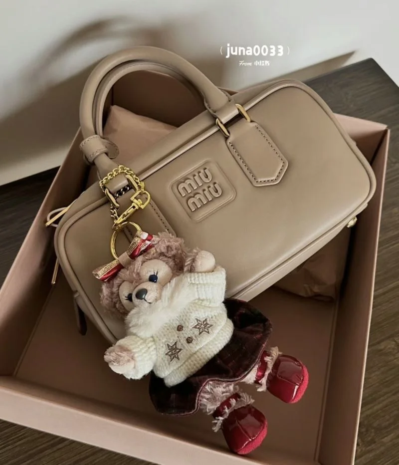Miu Miu Top Handle Bags Fashionable 49097