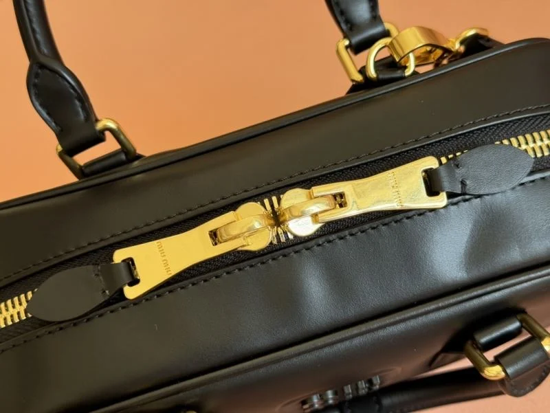 Miu Miu Top Handle Bags Durable 49056