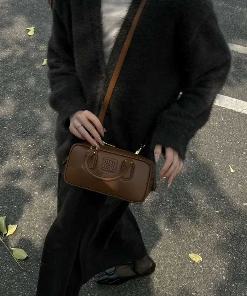 Miu Miu Top Handle Bags Trendsetting 49062