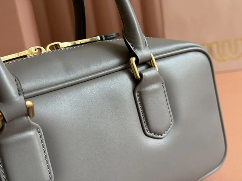 Youthful Miu Miu Top Handle Bags 49052