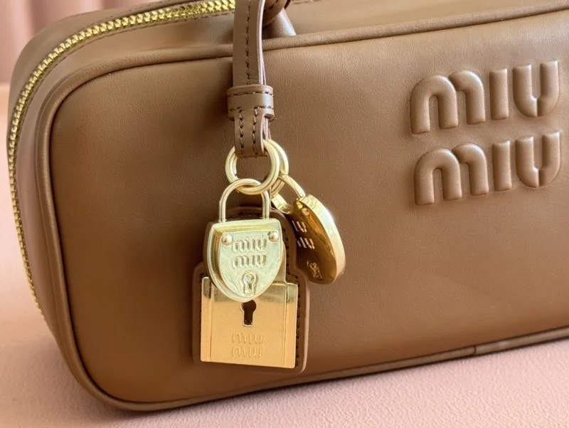 Miu Miu Top Handle Bags HighQuality 49032
