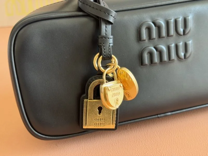 FreshLook Miu Miu Top Handle Bags 49023