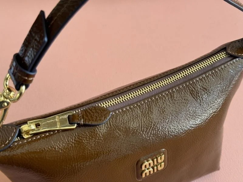 Supportive Miu Miu Top Handle Bags 49017
