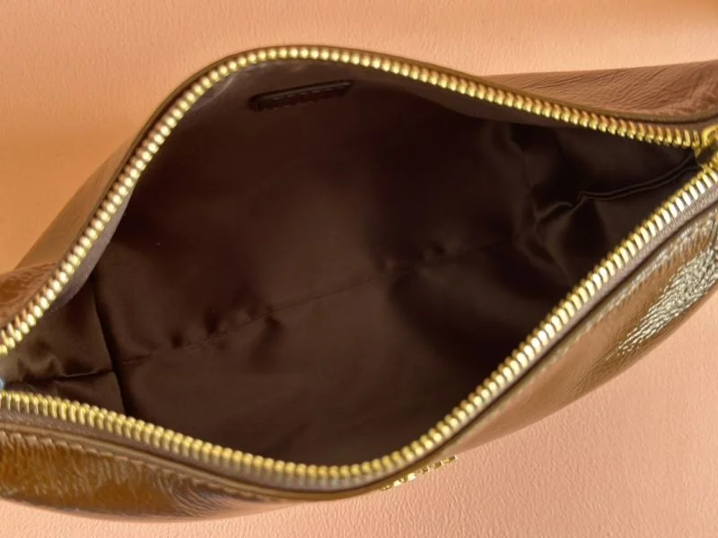 Supportive Miu Miu Top Handle Bags 49017