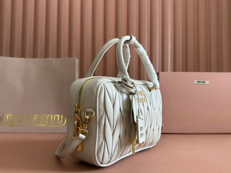 Miu Miu Top Handle Bags HighQuality 49019