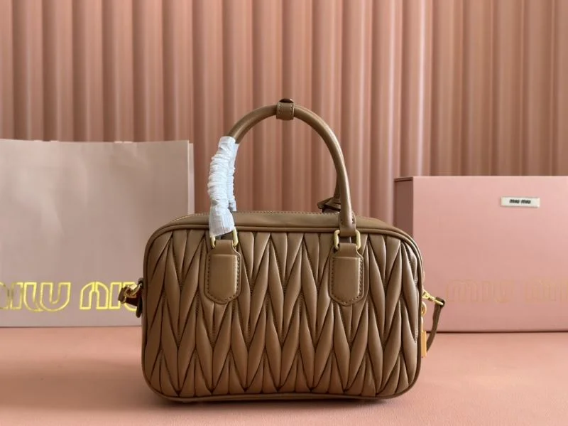 Lightweight Miu Miu Top Handle Bags 49016