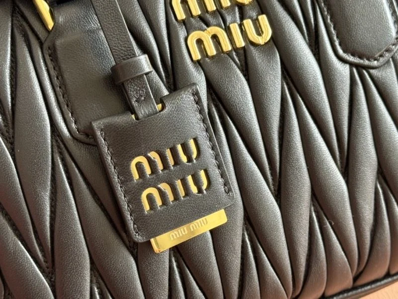 Miu Miu Top Handle Bags Modern 49010