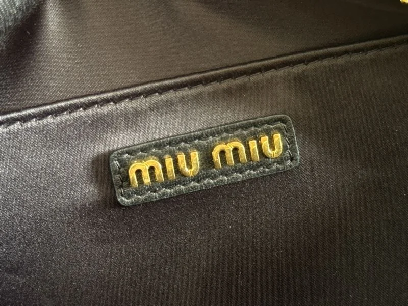 Practical Miu Miu Top Handle Bags 49014