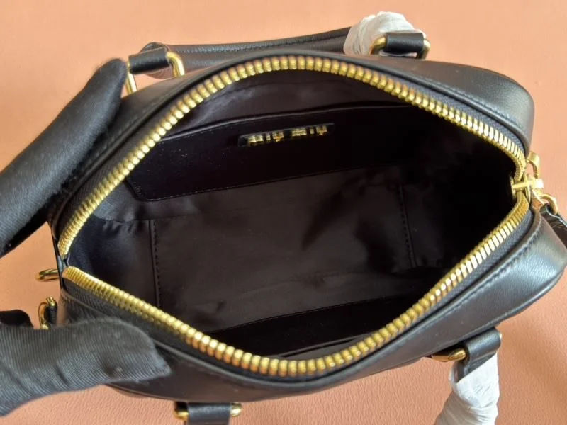 Practical Miu Miu Top Handle Bags 49014
