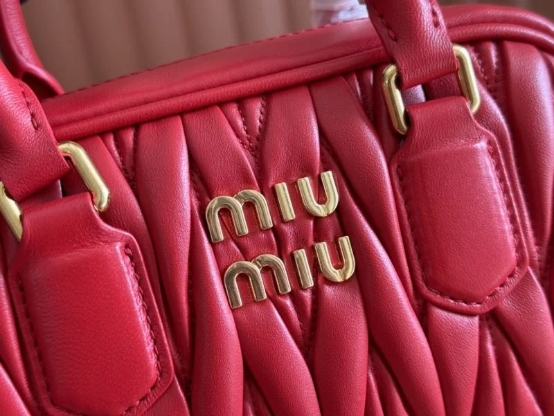 Flexible Miu Miu Top Handle Bags 49013