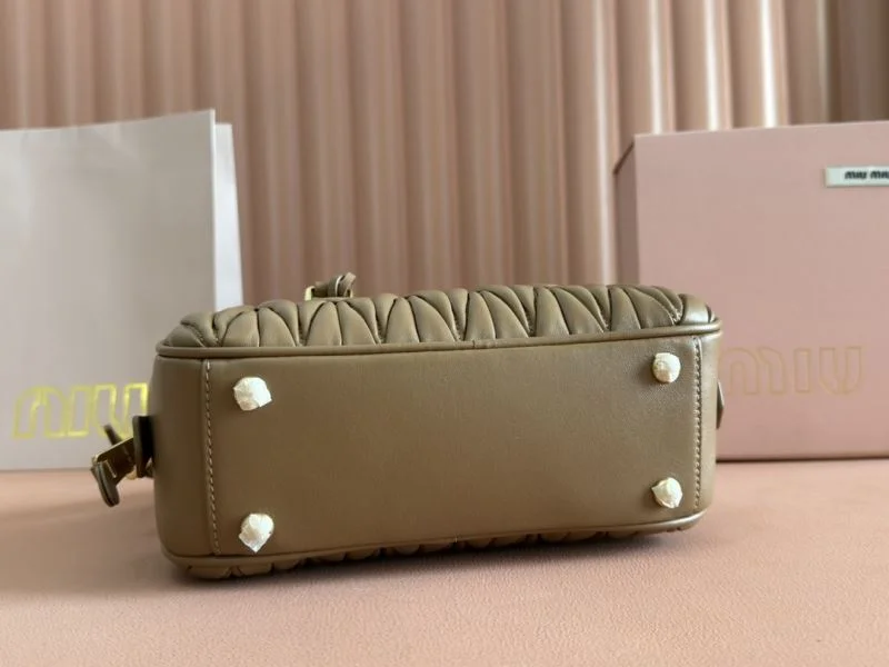 Miu Miu Top Handle Bags OnTrend 49006