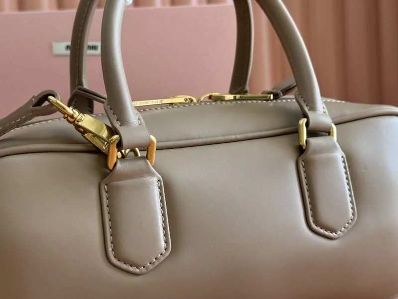 Miu Miu Top Handle Bags UrbanStyle 48999