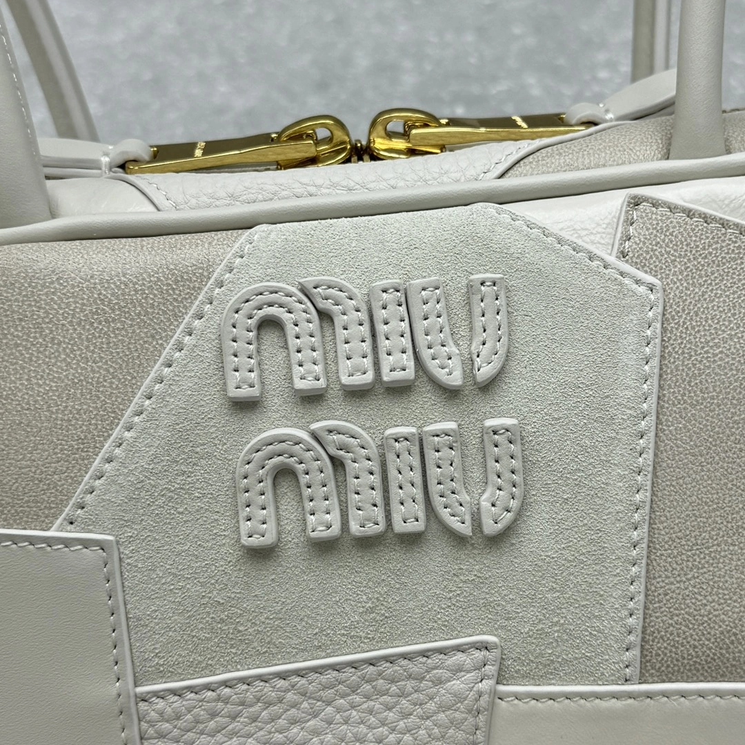Miu Miu Top Handle Bags Timeless 69513