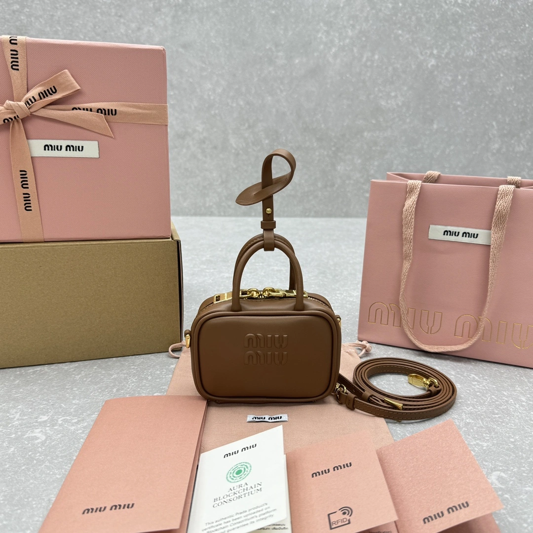 Miu Miu Top Handle Bags Durable 69512